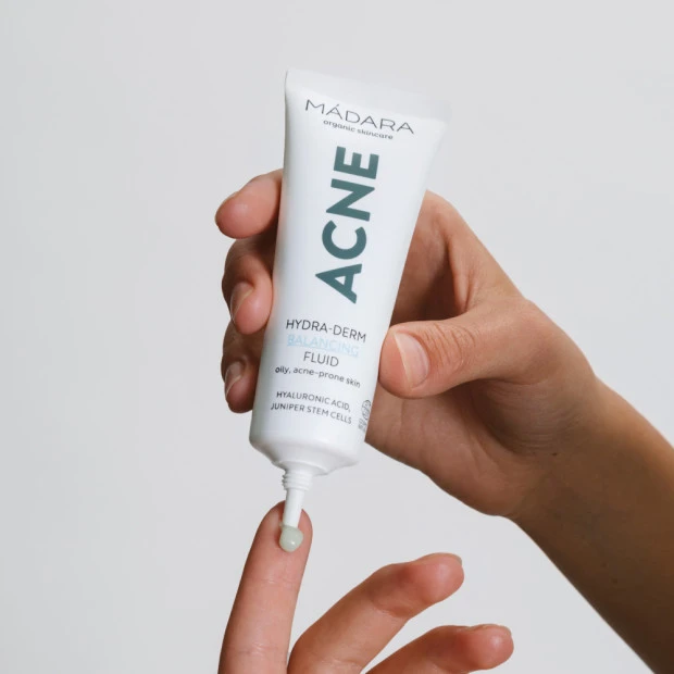Madara Acne Hydra-Derm Fluide Équilibrant, 40ml 4 Madara Acne Hydra-Derm Fluide Équilibrant, 40ml – Image 4
