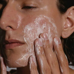 Madara Acne Sebum Control Nettoyant Purifiant, 140ml -Para Magasin acne sebum control nettoyant purifiant 140ml 4