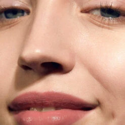 Madara Dazzle Nights Rouge À Lèvres Satiné 501, 3.8G -Para Magasin dazzle nights rouge a levres satine 501 38g 4