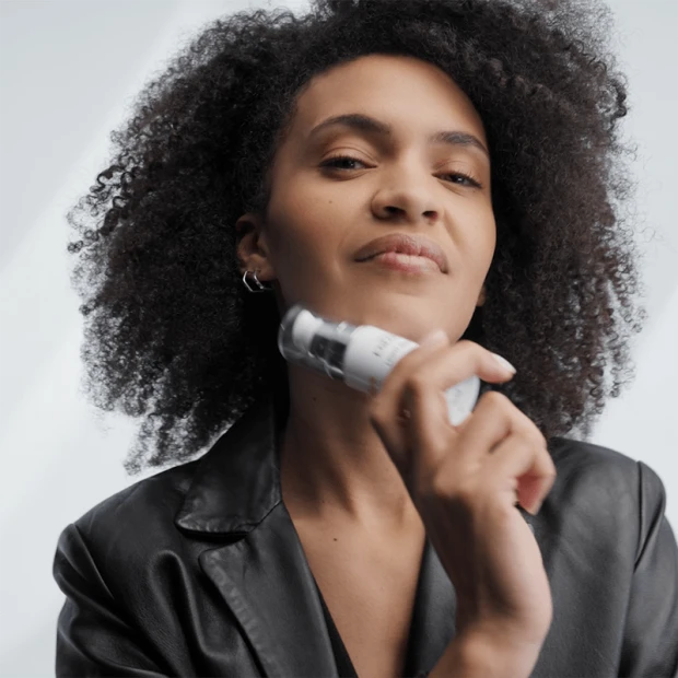 Light Renew Gel Gel Dépigmentant Anti-Âge, 30ml 5 Light Renew Gel Gel Dépigmentant Anti-Âge, 30ml – Image 5