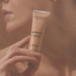 Madara Skinonym Fond De Teint Semi-Mat Aux Peptides 35 True Beige, 30ml 10 Madara Skinonym Fond De Teint Semi-Mat Aux Peptides 35 True Beige, 30ml -Para Magasin skinonym fond de teint semi mat aux peptides 35 true beige 30ml 3