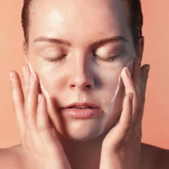 Madara Sos Hydra Crème Hydratante Redynamisante Régénératrice, 50ml 9 Madara Sos Hydra Crème Hydratante Redynamisante Régénératrice, 50ml -Para Magasin sos hydra creme hydratante redynamisante regeneratrice 50ml 3